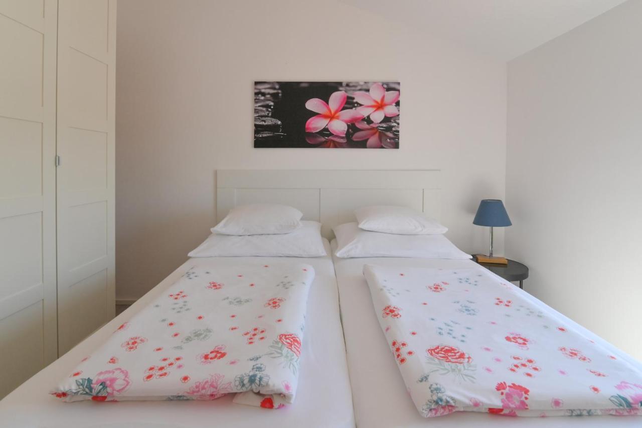 Apartments Basic Sveti Anton 88 Malinska Eksteriør bilde