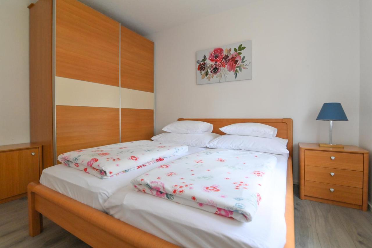 Apartments Basic Sveti Anton 88 Malinska Eksteriør bilde